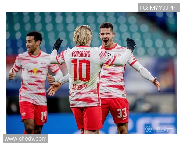 莱比锡逆转切尔西夺国王杯胜利全场沸腾瞬间回顾